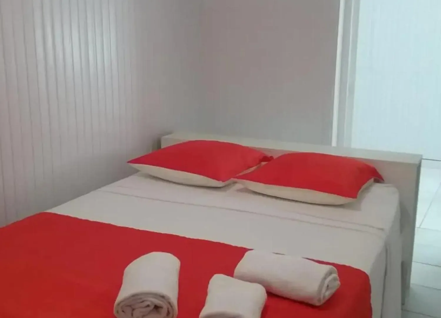 Appartement Spacieux A Sainte-Anne Avec Piscine Partagee.