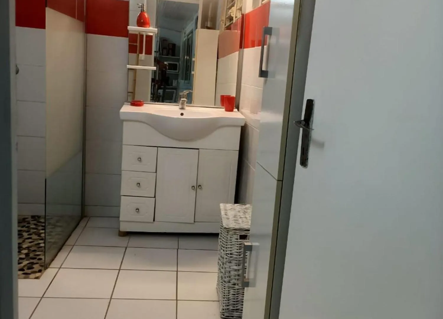 Appartement Spacieux A Sainte-Anne Avec Piscine Partagee. Sainte-Anne (Grande-Terre)